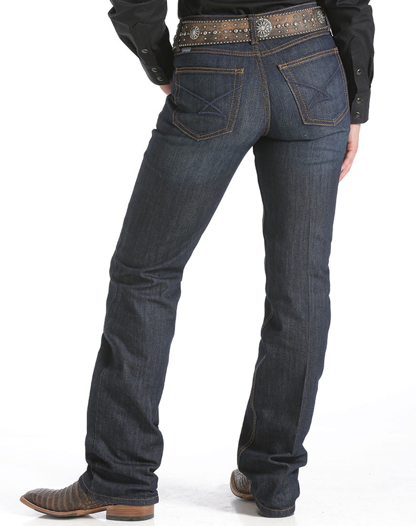 Cinch Women's Jenna Stretch Mid Rise Relaxed Fit Boot Cut Jeans - Rinse